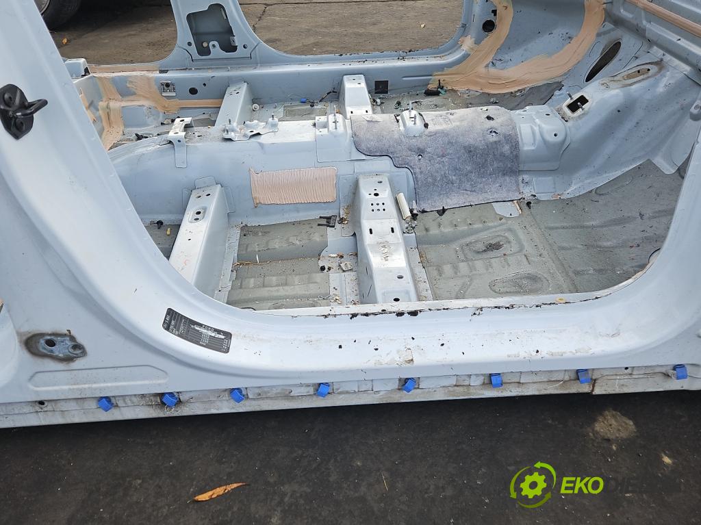 Ford S-max II 2015-2023 2.0 tdci 150 hp manual 110.3 kW 1997 cm3 5- práh pravý  (Karoserie ostatní)