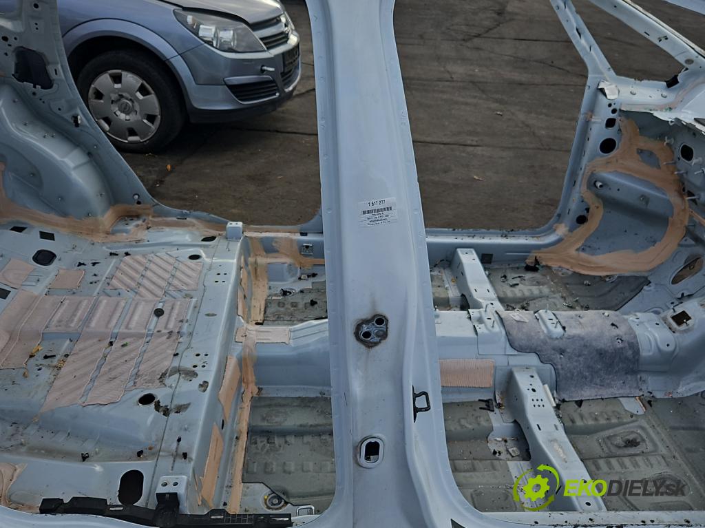 Ford S-max II 2015-2023 2.0 tdci 150 hp manual 110.3 kW 1997 cm3 5- práh pravý  (Karoserie ostatní)