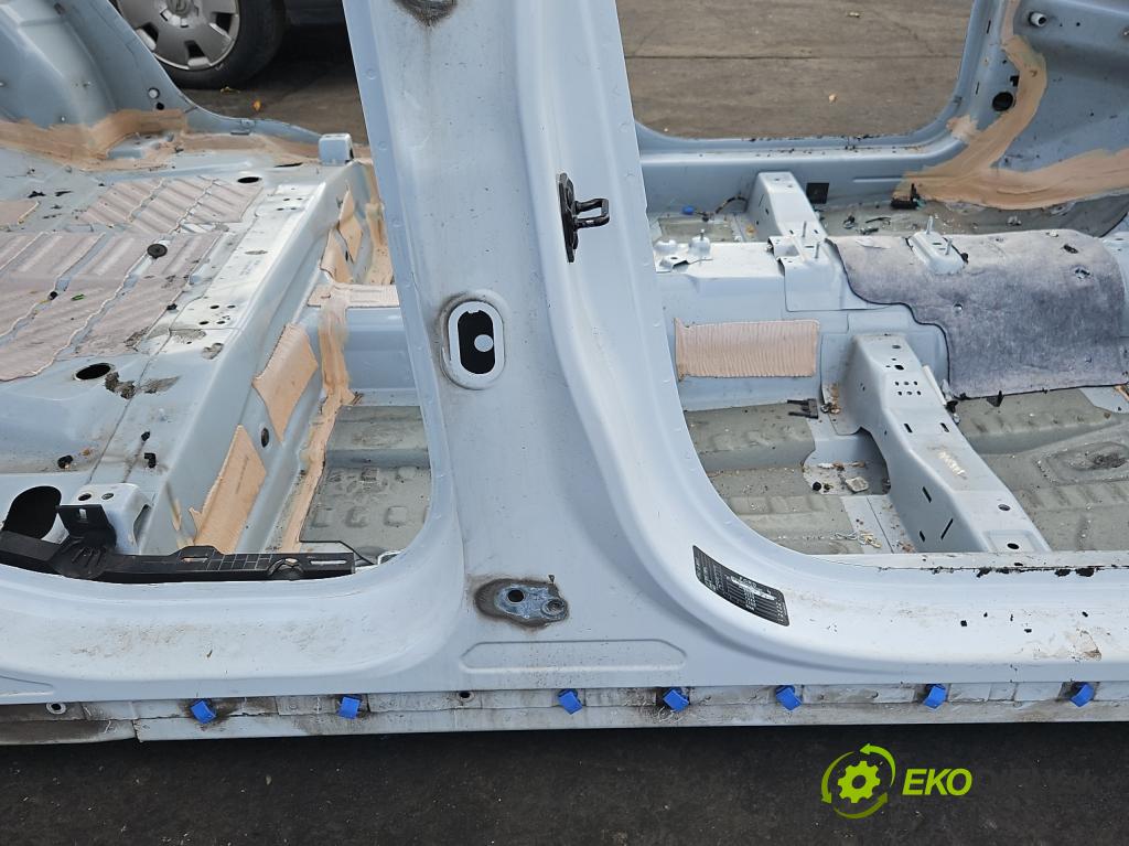 Ford S-max II 2015-2023 2.0 tdci 150 hp manual 110.3 kW 1997 cm3 5- práh pravý  (Karoserie ostatní)