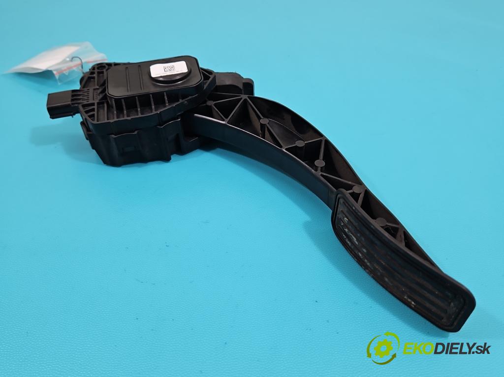 Ford S-max II 2015-2023 2.0 tdci 150 hp manual 110,3 kW 1997 cm3 5- pedal plyn: potenciometr: 1000677