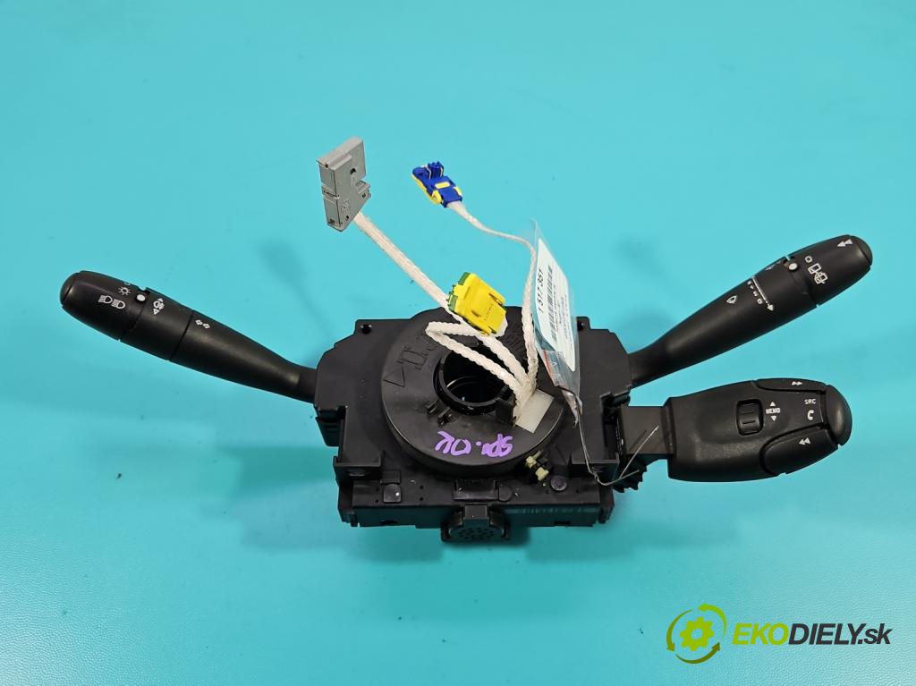 Peugeot 307 1.6 16v 109 HP manual 80 kW 1587 cm3 5- prepínač komplex: 96439235ZL (Prepínacie páčky pod volantom)