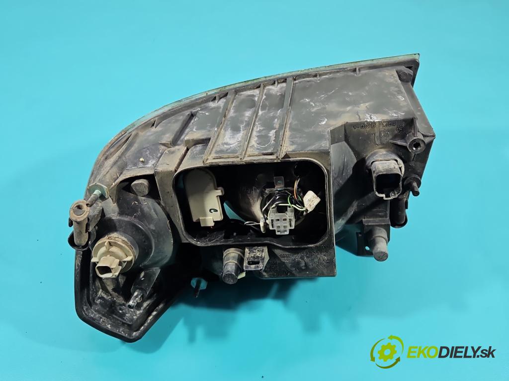 Ford Transit Mk6 2000-2006 2.0 tddi 101 HP manual 74 kW 1998 cm3 4- Reflektor: pravý  (Svetlo predné pravé)