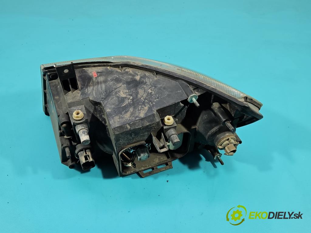 Ford Transit Mk6 2000-2006 2.0 tddi 101 HP manual 74 kW 1998 cm3 4- Reflektor: pravý  (Svetlo predné pravé)