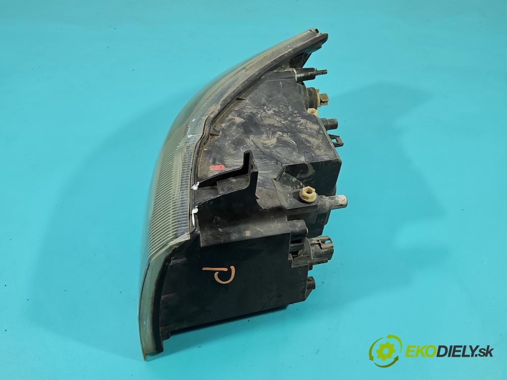 Ford Transit Mk6 2000-2006 2.0 tddi 101 HP manual 74 kW 1998 cm3 4- Reflektor: pravý  (Svetlo predné pravé)