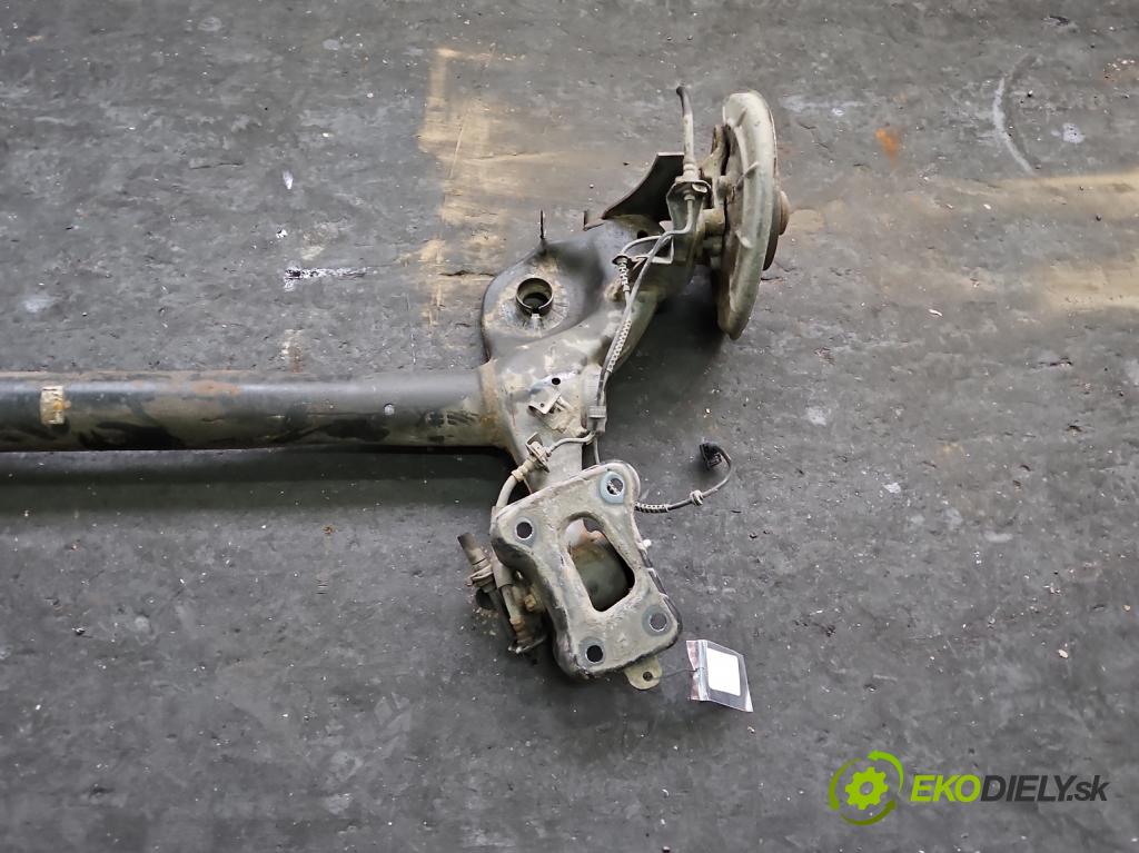 Fiat Tipo II 2015- 1.6 jtd (55260384) 120 hp manual 88 kW 1598 cm3 5- zadní výztuha  (Zadní výztuha)