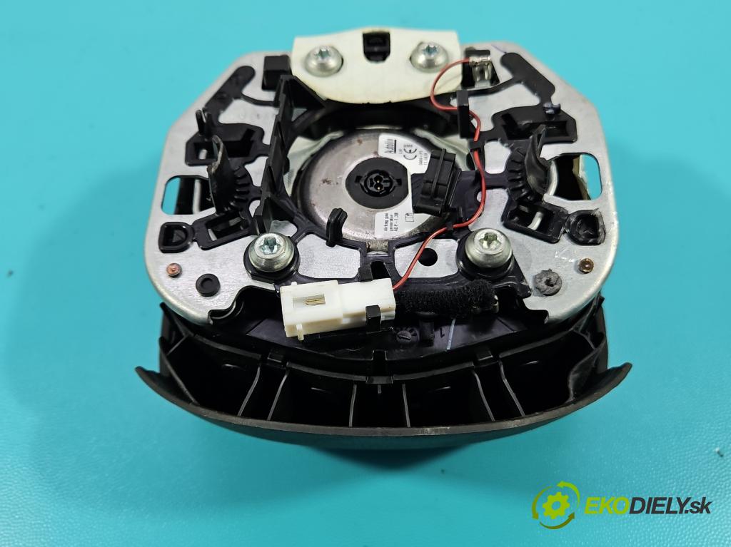 Fiat Tipo II 2015- 1.6 jtd (55260384) 120 hp manual 88 kW 1598 cm3 5- Polštář: vzduch: Řidič: 735660757 (Airbag)