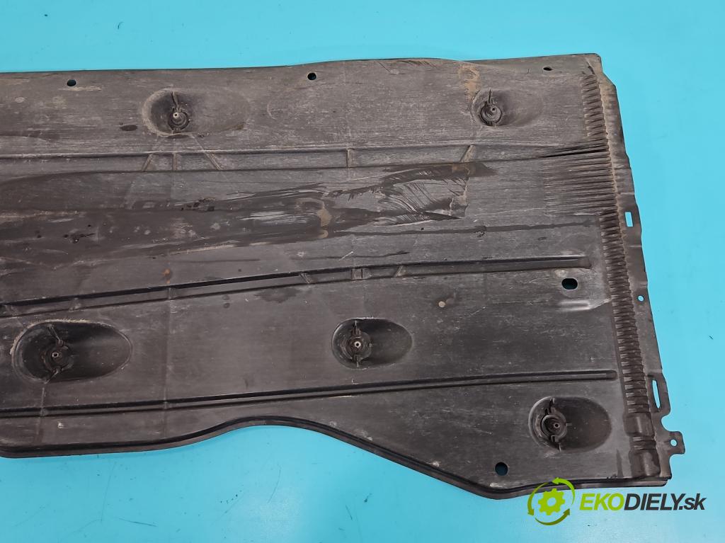 Seat Leon III 2012-2020 2.0 tdi 150 HP automatic 110 kW 1968 cm3 5- kryt plast 5Q0825201L