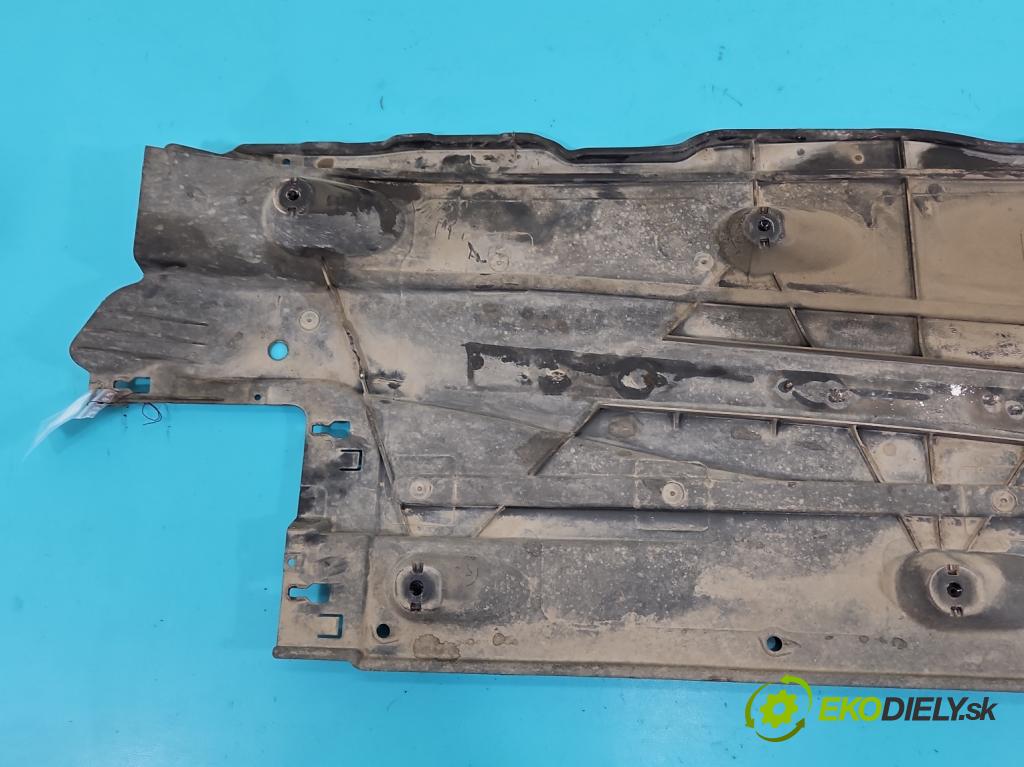 Seat Leon III 2012-2020 2.0 tdi 150 HP automatic 110 kW 1968 cm3 5- kryt plast 5Q0825201L