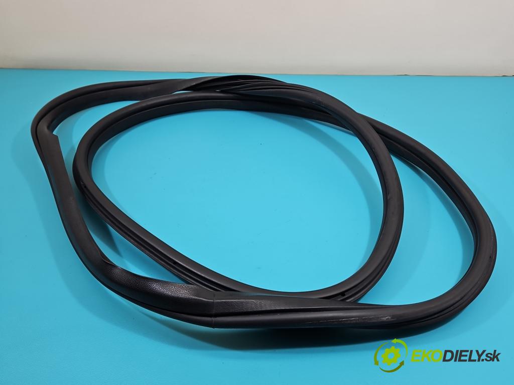 Fiat Tipo II 2015- 1.6 jtd (55260384) 120 hp manual 88 kW 1598 cm3 5- Těsnění: dveře zadní levé  (Karoserie ostatní)