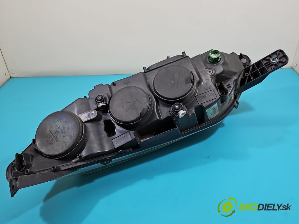 Fiat Ducato IV 2014- 2.3 jtd 150 HP manual 110 kW 2287 cm3 2- Reflektor: pravý 1394422080 (Svetlo predné pravé)