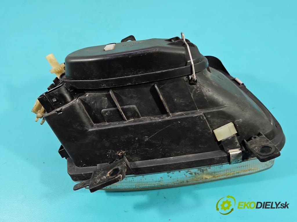 Vw Polo III 6N 1994-2001 1.4 MPI 60 HP manual 44 kW 1390 cm3 3- Reflektor: ľavý  (Kľučka dverí ostatné)