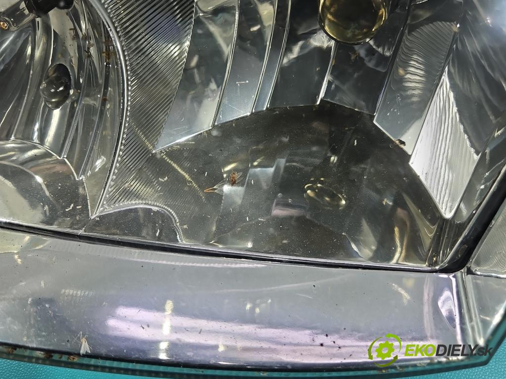 Vw Polo III 6N 1994-2001 1.4 MPI 60 HP manual 44 kW 1390 cm3 3- Reflektor: ľavý  (Kľučka dverí ostatné)