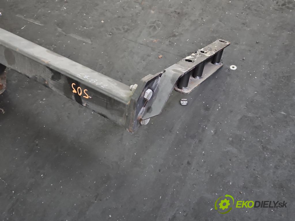 Vw Passat B5 1995-2005 1.9 TDI 131 hp manual 96 kW 1896 cm3 4- oko tažné  (Tažné zařízení)