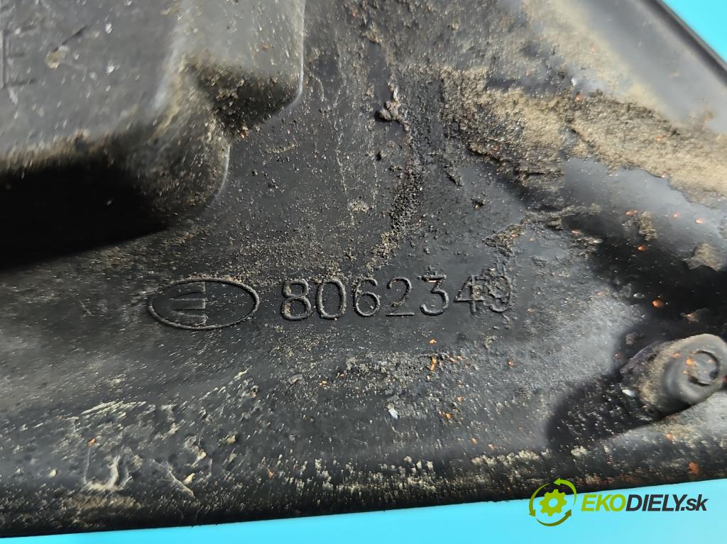 Opel Corsa C 2000-2006 1.3 CDTI 69KM manual 51 kW 1248 cm3 3- zrkadlo ľavé  (Kľučka dverí ostatné)