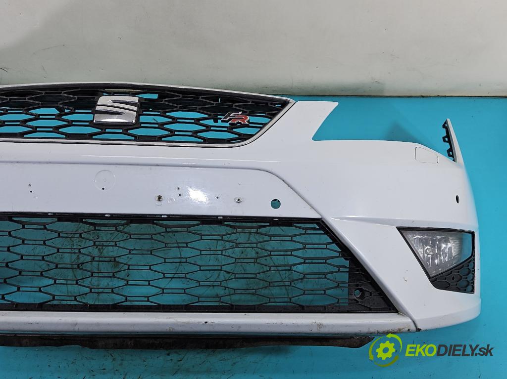 Seat Leon III 2012-2020 2.0 tdi 150 hp automatic 110 kW 1968 cm3 5- nárazník přední 5F0807595A (Klika dveří ostatní)
