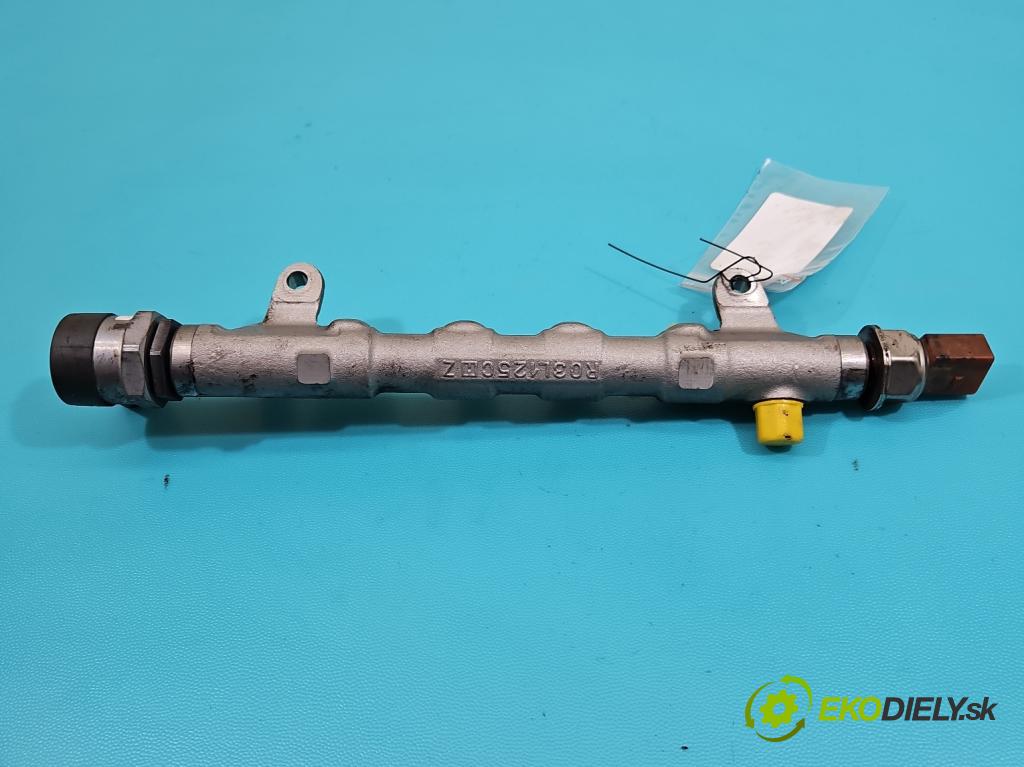 Vw Passat B7 2010-2014 2.0 tdi 170 HP automatic 125 kW 1968 cm3 5- lišta vstrekovacia 03L089N (Vstrekovacia lišta)