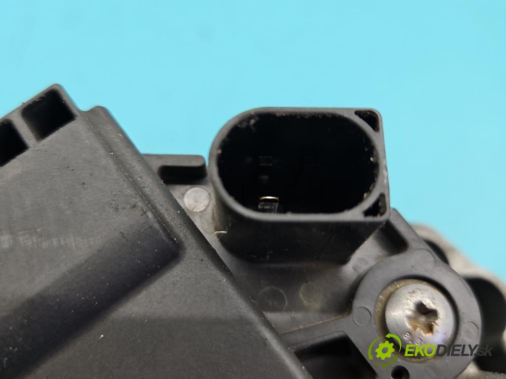 Vw Passat B7 2010-2014 2.0 tdi 170 HP automatic 125 kW 1968 cm3 5- Alternator 03L903024F (Alternátor)