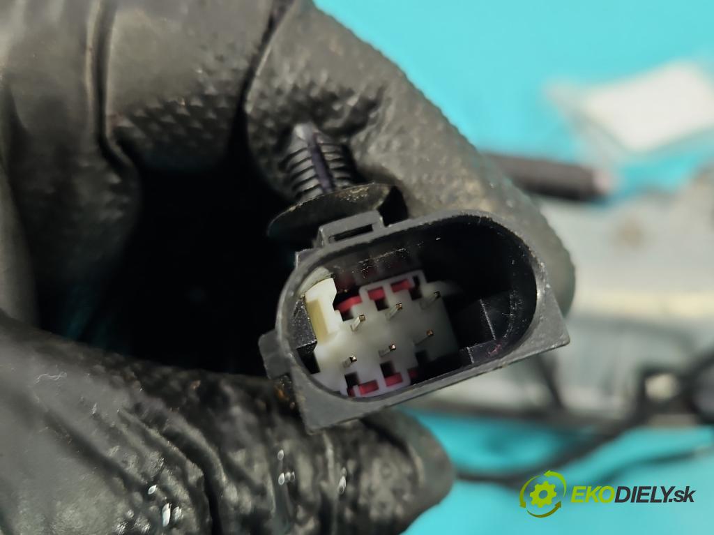 Porsche Panamera I 970 2009-2016 3.0 v6 420 hp automatic 309 kW 2997 cm3 5- rukoväť predné ľavé mimo: 97053706303 (Kľučka dverí vonkajšia predná ľavá)