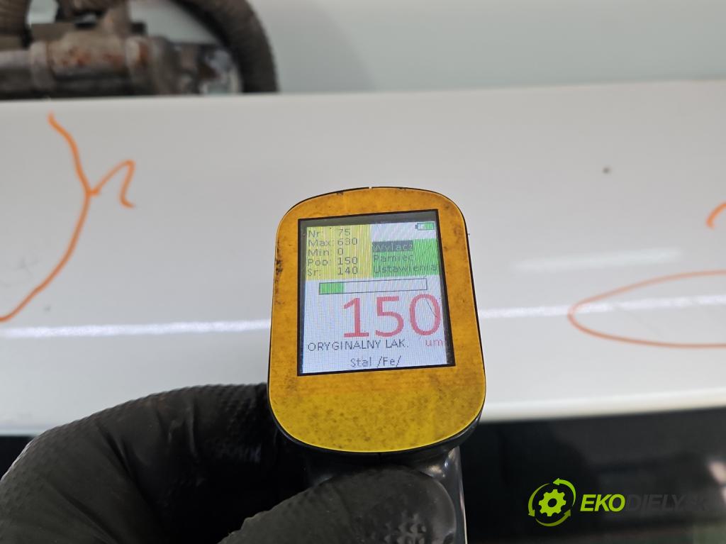 Bmw 5 E39 1996-2003 3.0d 193 hp automatic 142 kW 2926 cm3 5- zadní kufrové dveře  (Zadní kapota (kufr))