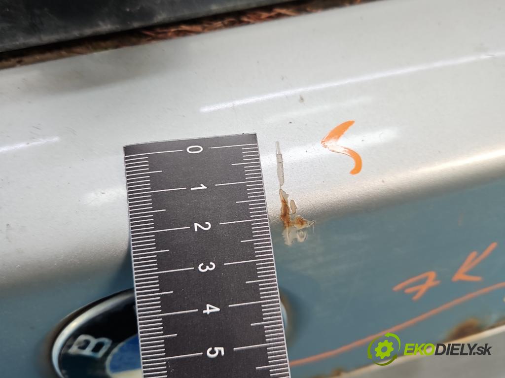 Bmw 5 E39 1996-2003 3.0d 193 hp automatic 142 kW 2926 cm3 5- zadní kufrové dveře  (Zadní kapota (kufr))