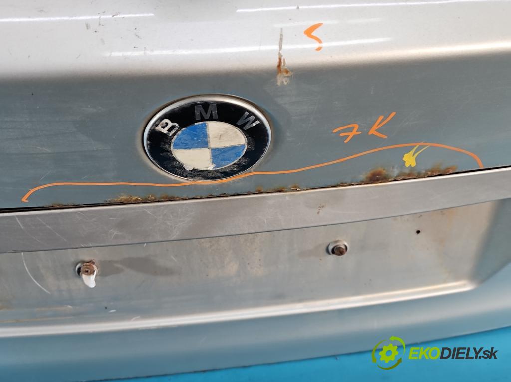 Bmw 5 E39 1996-2003 3.0d 193 hp automatic 142 kW 2926 cm3 5- zadní kufrové dveře  (Zadní kapota (kufr))