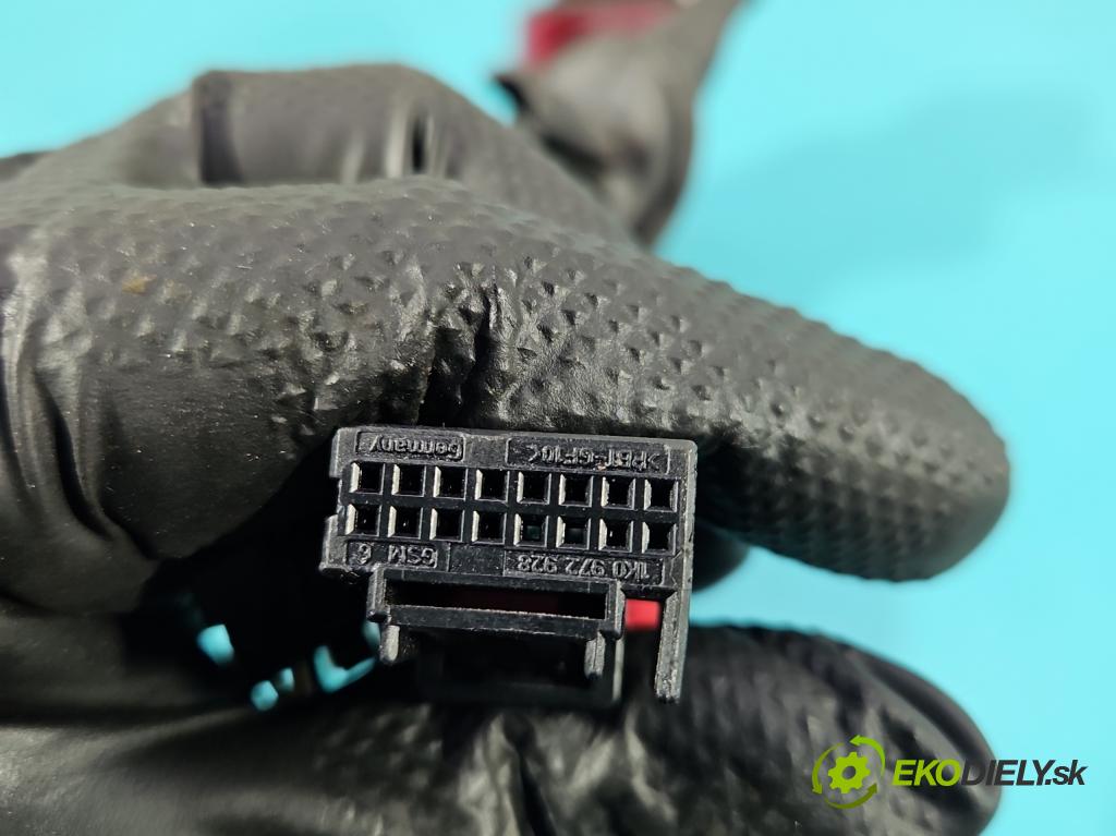 Porsche Panamera I 970 2009-2016 3.0 v6 420hp automatic 309 kW 2997 cm3 5- zpětné zrcátko levé  (Klika dveří ostatní)