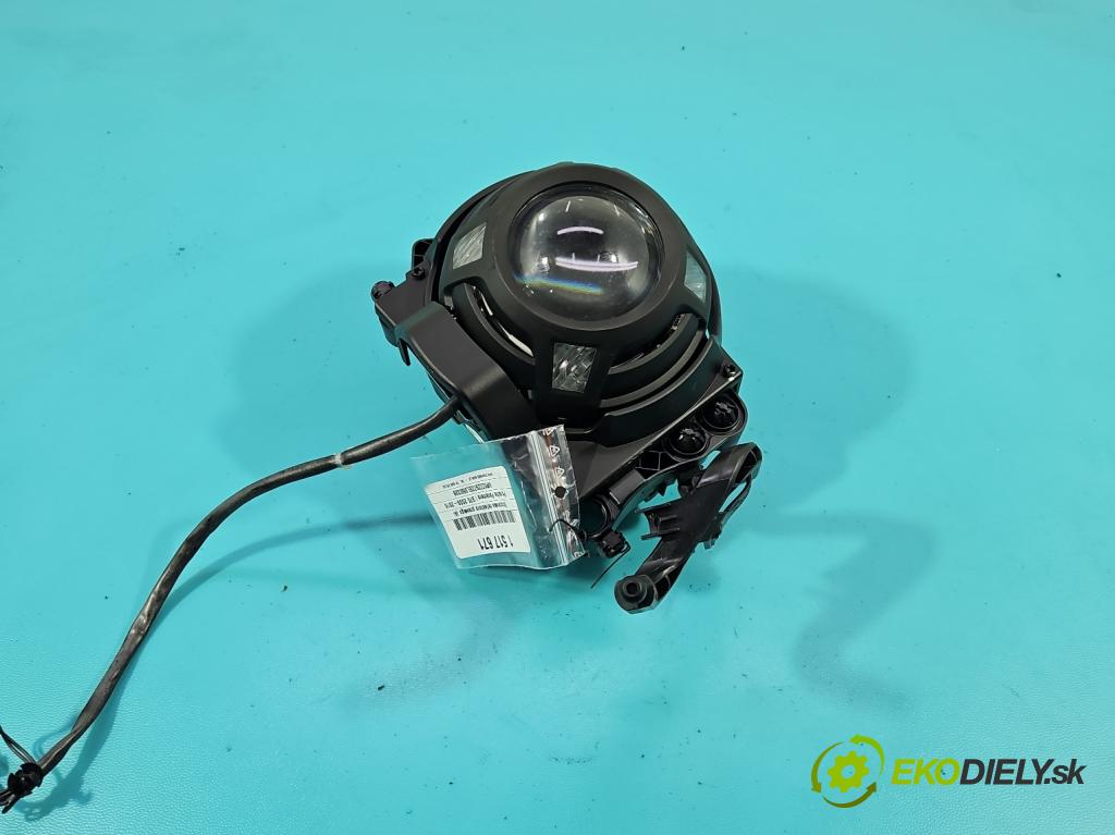 Porsche Panamera I 970 2009-2016 3.0 v6 420hp automatic 309 kW 2997 cm3 5- čočka reflektor: pravé části 