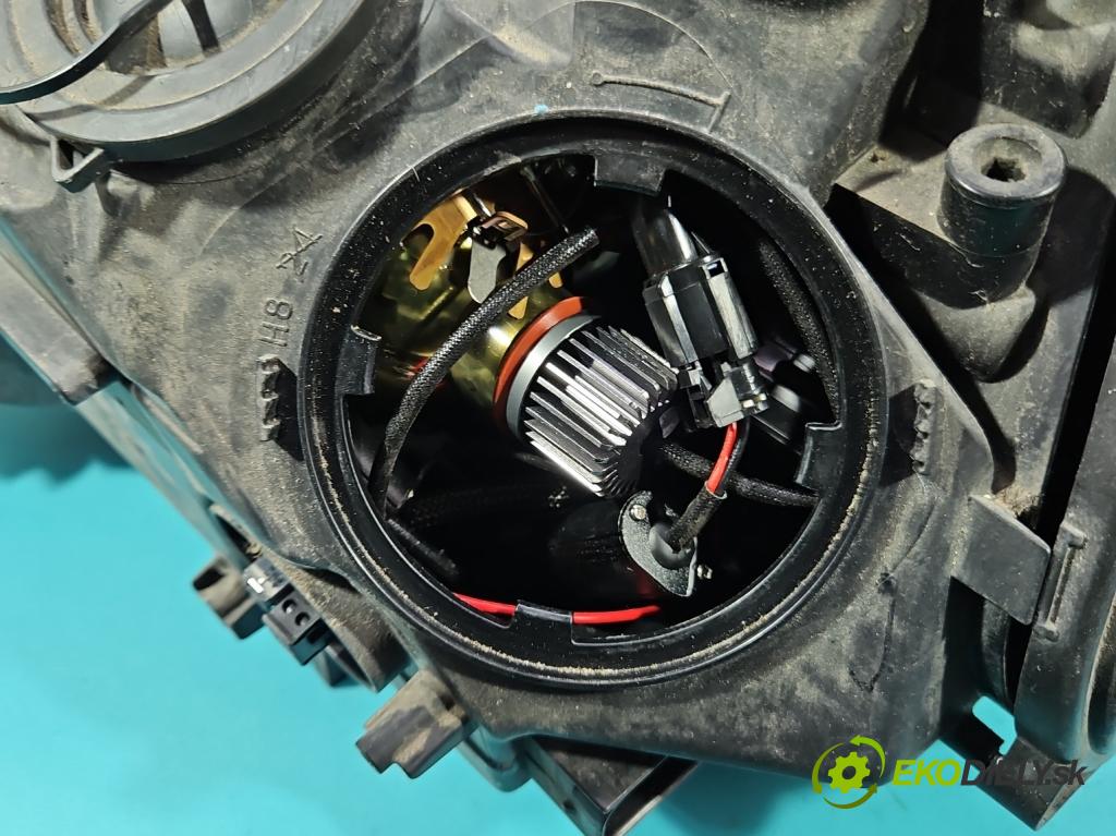 Bmw 7 F01 2008-2015 3.0d 245KM automatic 180 kW 2993 cm3 4- Reflektor: pravý 7182150 (Svetlo predné pravé)