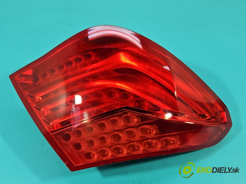 Bmw 7 F01 2008-2015 3.0d 245KM automatic 180 kW 2993 cm3 4- světlo zadní levé 7182197 (Klika dveří ostatní)