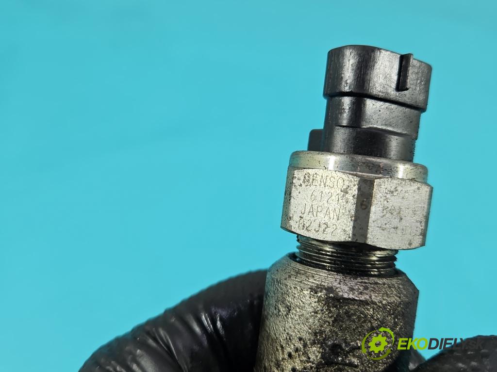 Toyota Avensis II T25 2003-2008 2.0 d4d 126 hp manual 93 kW 1998 cm3 5- lišta vstřikovací 89458-71010 (Vstřikovací lišta)