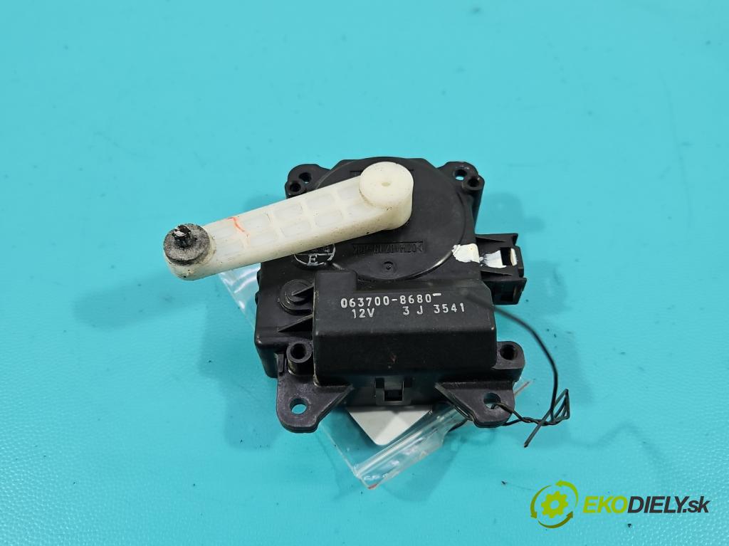 Toyota Avensis II T25 2003-2008 2.0 d4d 126 HP manual 93 kW 1998 cm3 5- motor: kúrenia 063700-8680