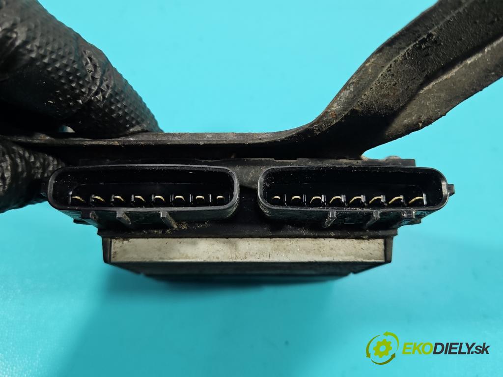 Toyota Avensis II T25 2003-2008 2.0 d4d 126 HP manual 93 kW 1998 cm3 5- riadiaca jednotka ostatné 89871-71010