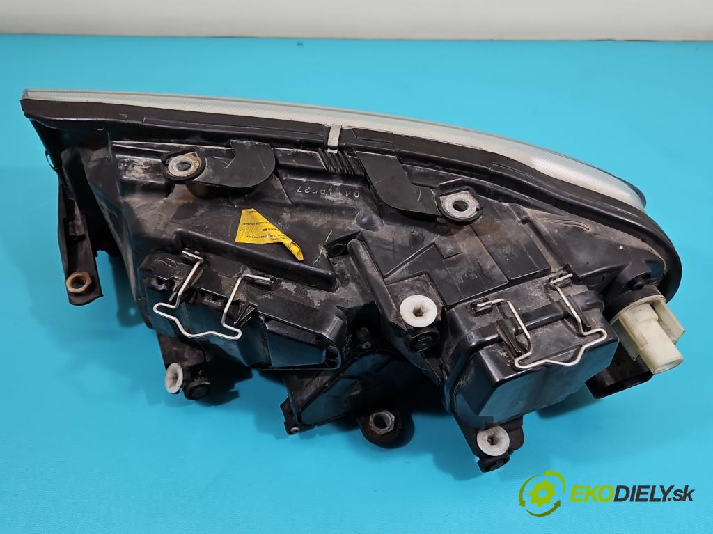 Skoda Superb I 2001-2008 1.9 tdi 116 HP manual 85 kW 1896 cm3 4- Reflektor: pravý  (Svetlo predné pravé)