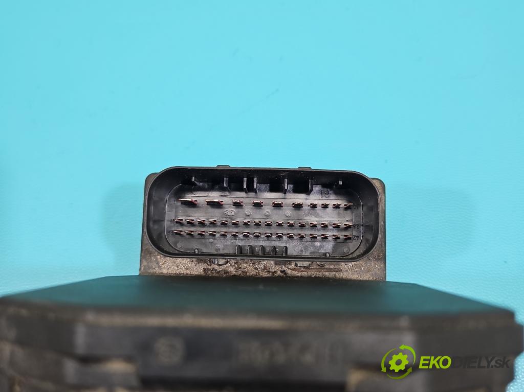 Skoda Superb I 2001-2008 1.9 tdi 116 HP manual 85 kW 1896 cm3 4- čerpadlo abs 3U0614517D (Pumpa ABS)