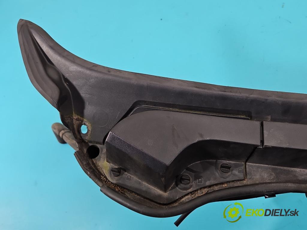 Fiat Ducato IV 2014- 2.3 jtd 150 HP manual 110 kW 2287 cm3 2- torpédo 1315946070 (Torpédo (plast pod čelným sklom))