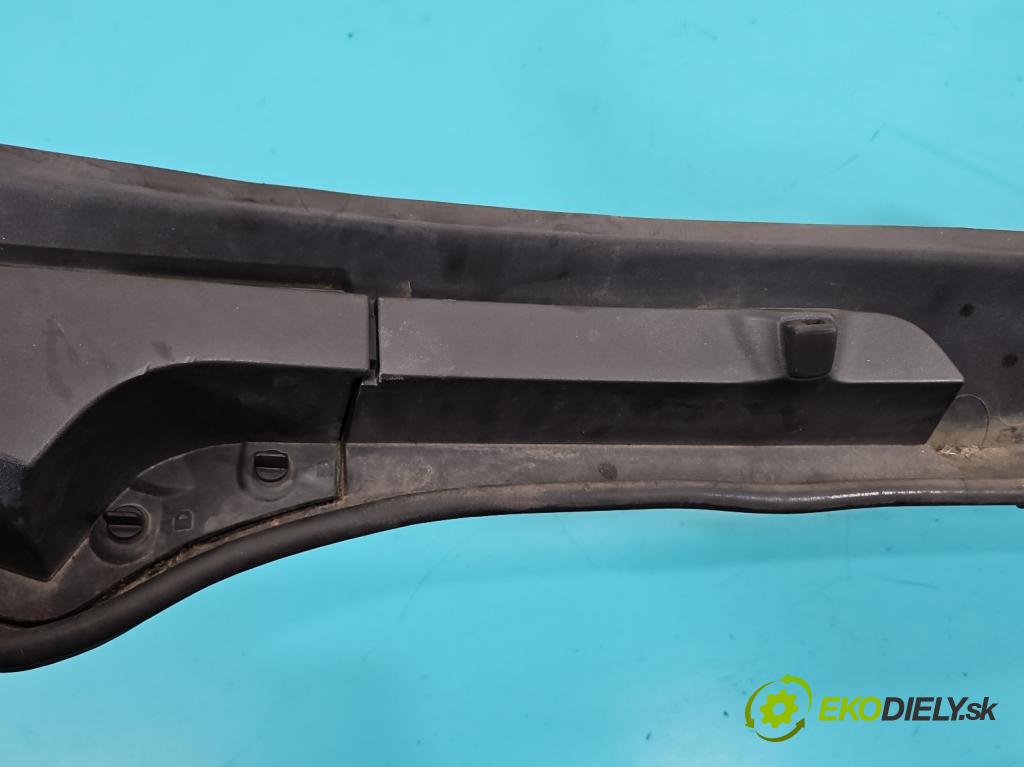 Fiat Ducato IV 2014- 2.3 jtd 150 HP manual 110 kW 2287 cm3 2- torpédo 1315946070 (Torpédo (plast pod čelným sklom))