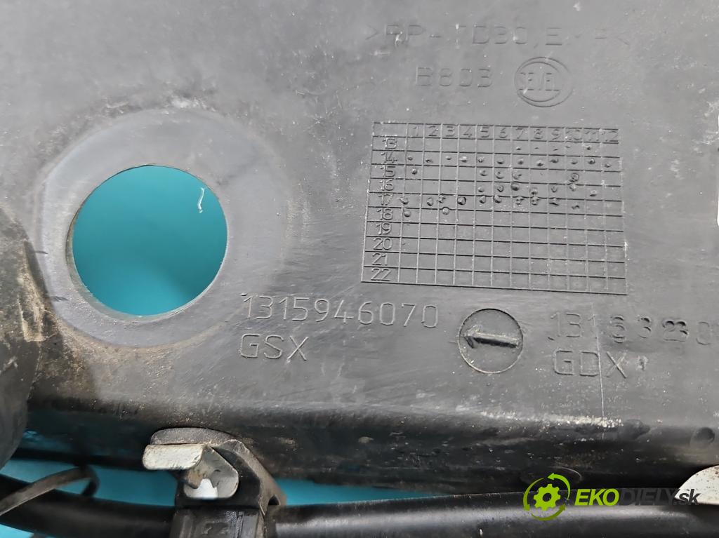 Fiat Ducato IV 2014- 2.3 jtd 150 HP manual 110 kW 2287 cm3 2- torpédo 1315946070 (Torpédo (plast pod čelným sklom))