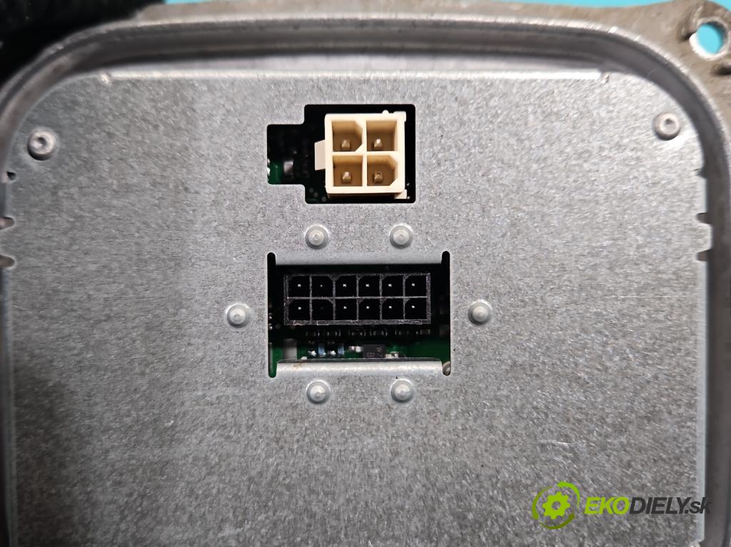 Fiat Ducato IV 2014- 2.3 jtd 150 HP manual 110 kW 2287 cm3 2- střídač: xenon 130732952800 (Riadiaca jednotka xenónu)