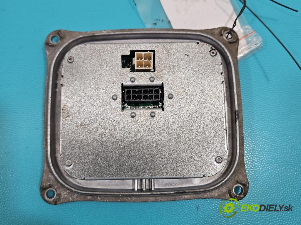 Fiat Ducato IV 2014- 2.3 jtd 150 HP manual 110 kW 2287 cm3 2- střídač: xenon 130732952800 (Riadiaca jednotka xenónu)