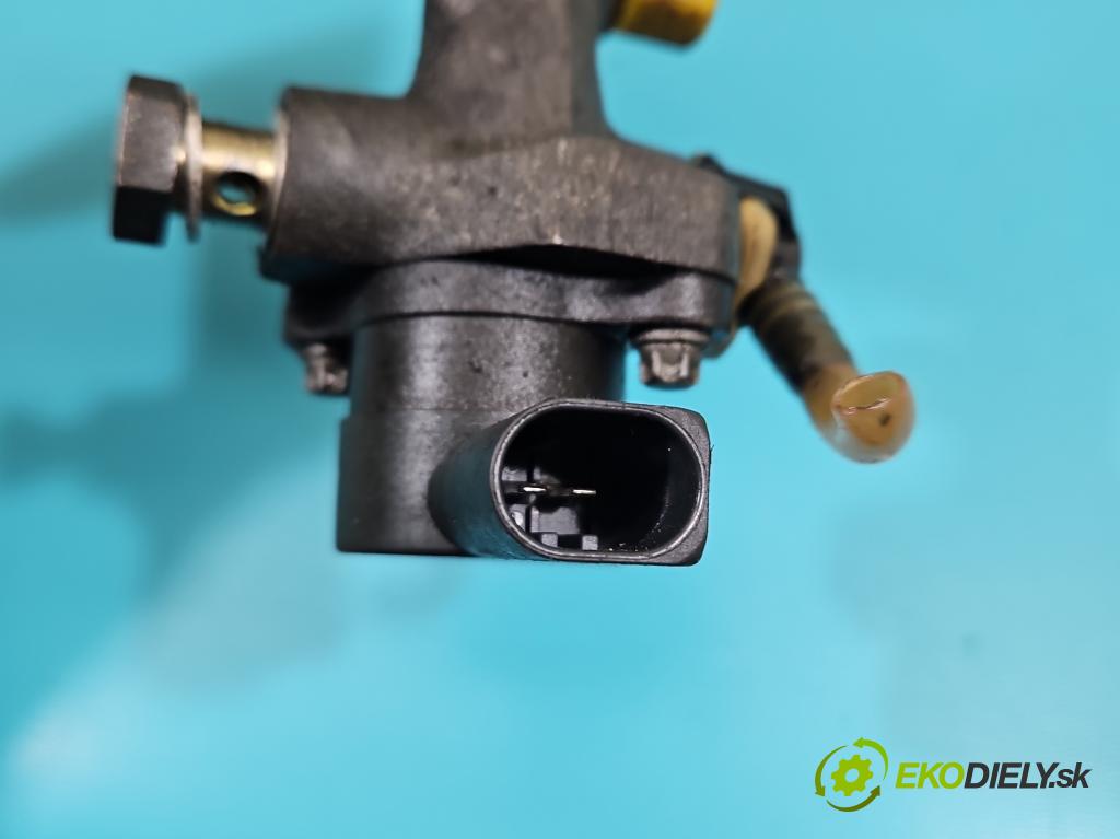 Mercedes A W168 1997-2004 1.7 cdi 95 HP manual 70 kW 1689 cm3 5- lišta vstrekovacia 0445214005 (Vstrekovacia lišta)