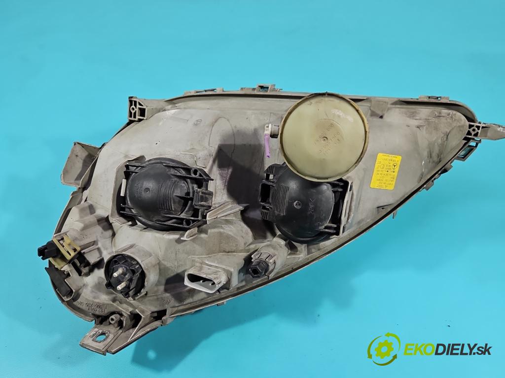 Mercedes A W168 1997-2004 1.7 cdi 95 HP manual 70 kW 1689 cm3 5- Reflektor: pravý A1688201861 (Svetlo predné pravé)