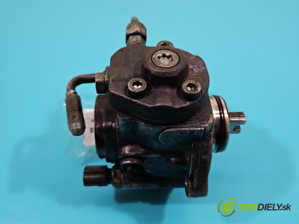 Toyota Avensis II T25 2003-2008 2.0 d4d 126 HP manual 93 kW 1998 cm3 5- čerpadlo vstrekovacia 22100-0R020 (Vstrekovacie čerpadlo)