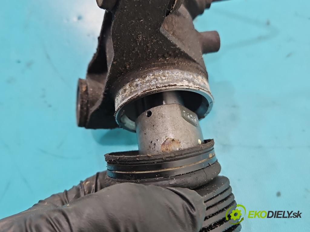 Toyota Avensis II T25 2003-2008 2.0 d4d 126 hp manual 93 kW 1998 cm3 5- řízení volant 44200-05082B