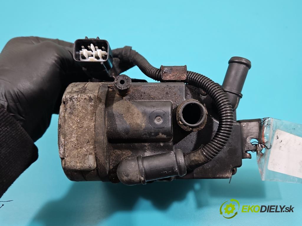 Toyota Avensis II T25 2003-2008 2.0 d4d 126 HP manual 93 kW 1998 cm3 5- Webasto 25228105 (Webasto (nezávislé kúrenie))