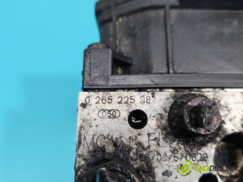 Toyota Avensis II T25 2003-2008 2.0 d4d 126 HP manual 93 kW 1998 cm3 5- čerpadlo abs 89541-05100 (Pumpa ABS)