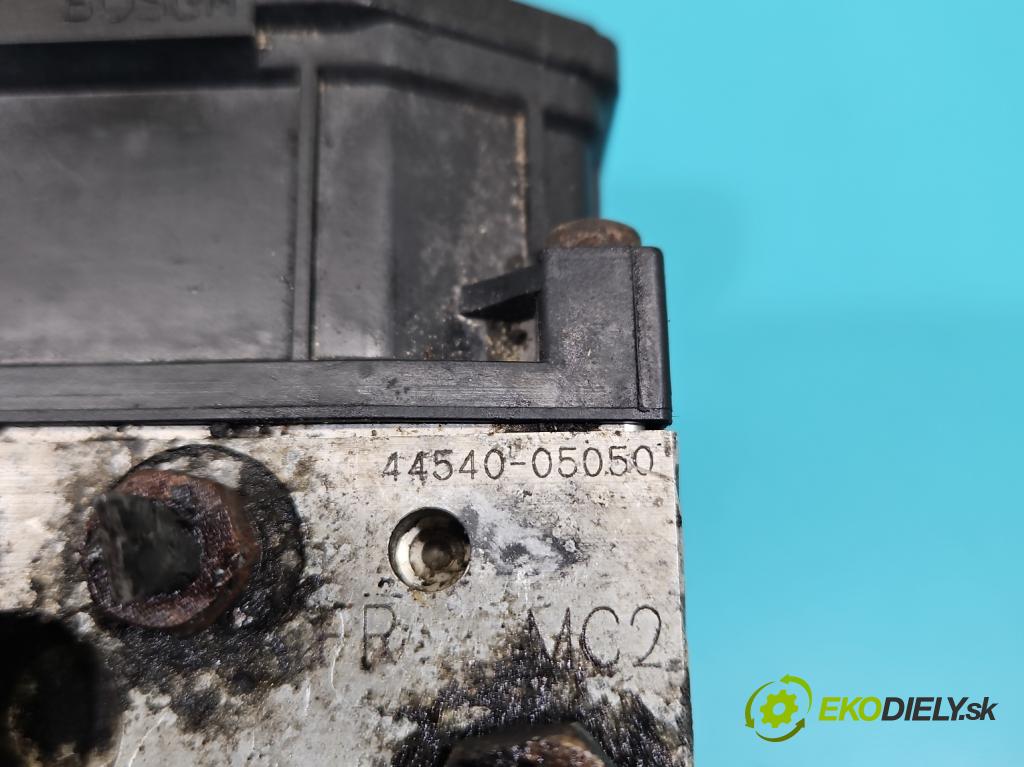 Toyota Avensis II T25 2003-2008 2.0 d4d 126 HP manual 93 kW 1998 cm3 5- čerpadlo abs 89541-05100 (Pumpa ABS)