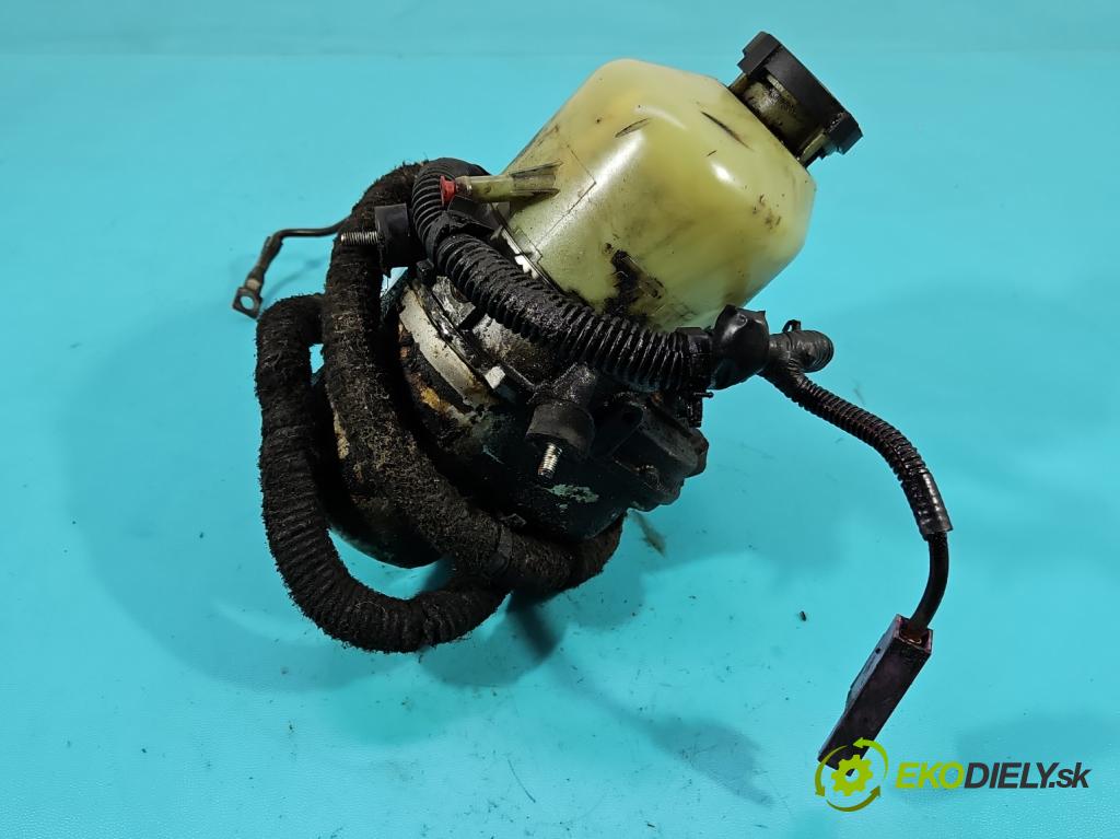 Opel Zafira A 1999-2005 1.8 16V 116 hp manual 85 kW 1796 cm3 5- čerpadlo posilovač  (Servočerpadlo)