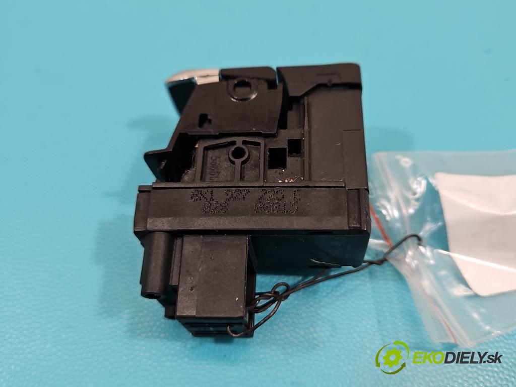 Audi Q5 2008-2016 3.0 tfsi: 272 HP automatic 200 kW 2995 cm3 5- prepínač brzda: ručný 8K1927225E (Prepínacie páčky pod volantom)