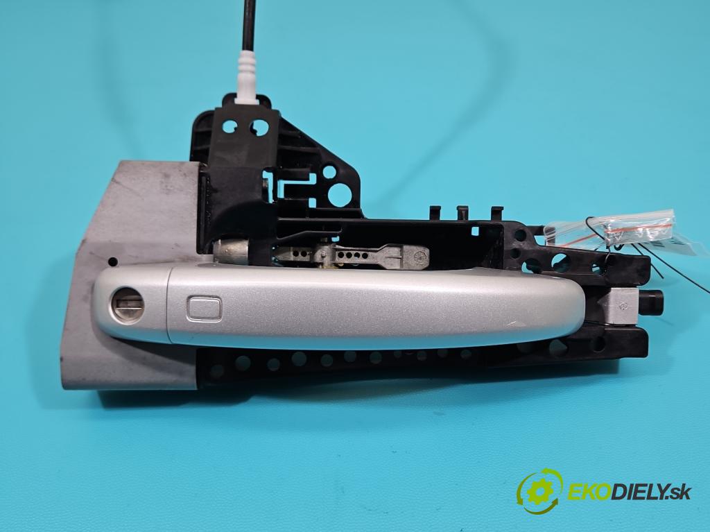 Audi Q5 2008-2016 3.0 tfsi: 272 HP automatic 200 kW 2995 cm3 5- rukoväť predné ľavé mimo: 8T0837885A (Kľučka dverí vonkajšia predná ľavá)