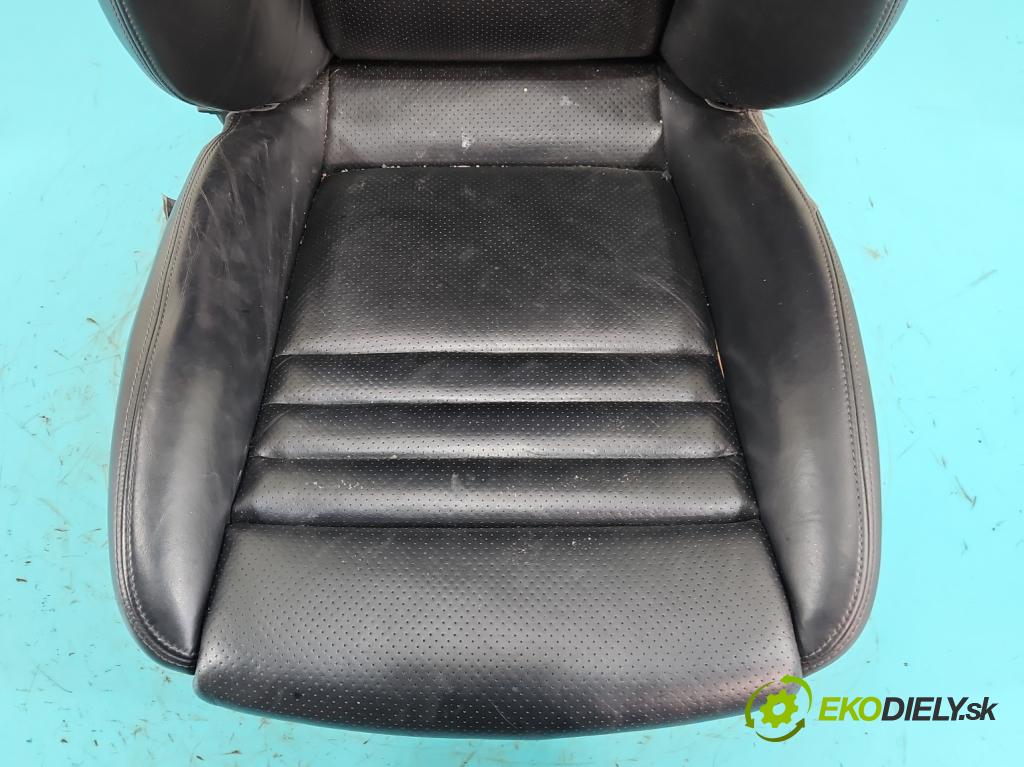 Porsche Panamera I 970 2009-2016 3.0 v6 420 hp automatic 309 kW 2997 cm3 5- Sedačka pravý 97052120203 (Sedadlo)